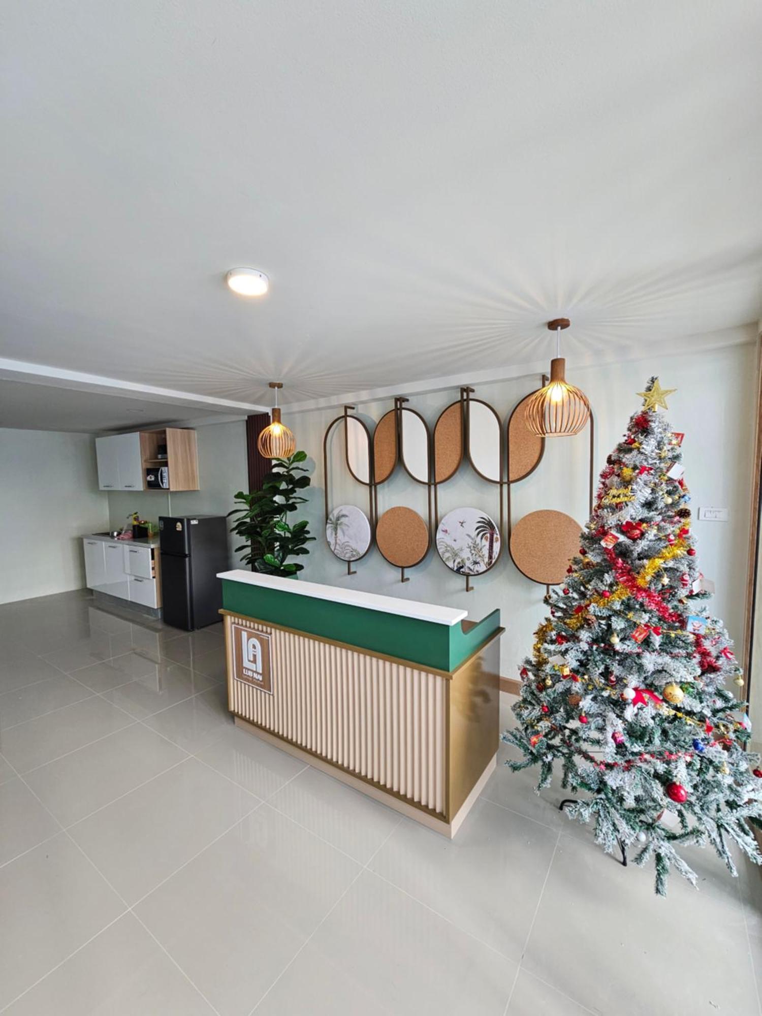 Lub Nai Hostel Patong ภายนอก รูปภาพ